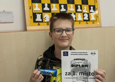 V listopadu Matěj ve své lize zvítězil.
